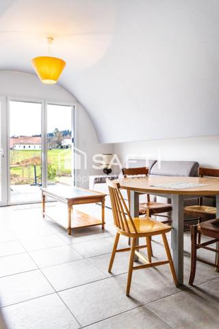 Maison contemporaine aux volumes exceptionnels – 304 m² habitables – gîte indépendant – DPE B – proche Valdahon
