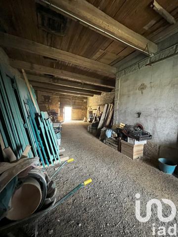 Parking à vendre 104 m² Tournissan