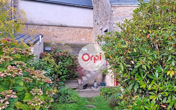 Maison à vendre    6 pièces • 205 m2 Questembert