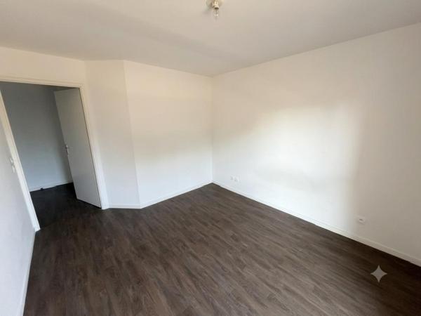 Appartement 2 chambres, balcon, ascenseur Résidence « Villa Augusta » Rezé 197 000 € FAI 3384MG – nantes Sud Immobilier