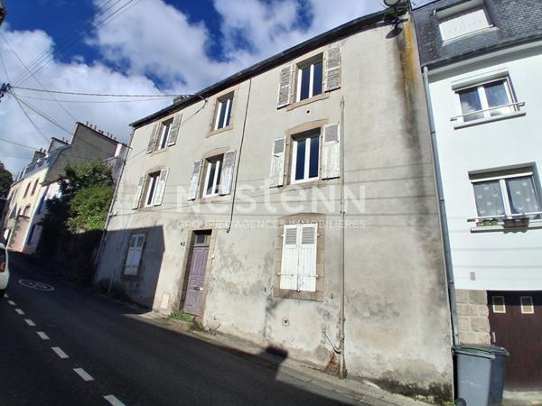MORLAIX - Immeuble de 175m² avec jardin à rénover