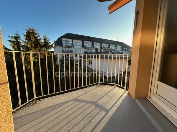 VILLAGE-NEUF, quartier résidentiel en impasse, joli appartement 2pièces de 51.60m², balcon, cave. Top emplacement!