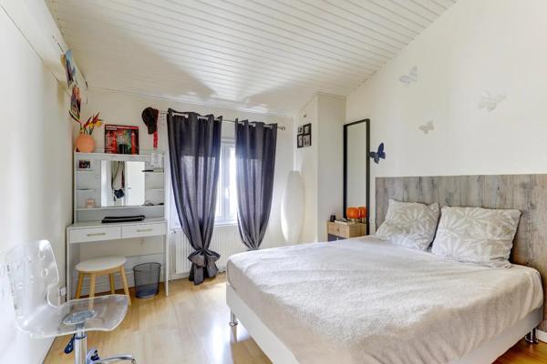 Maison à vendre 7 pièces 170m² Pont-du-Château (63430)