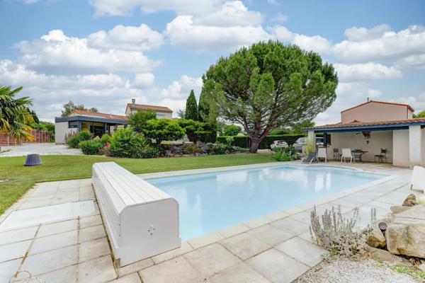 Maison à vendre 7 pièces 170m² Pont-du-Château (63430)