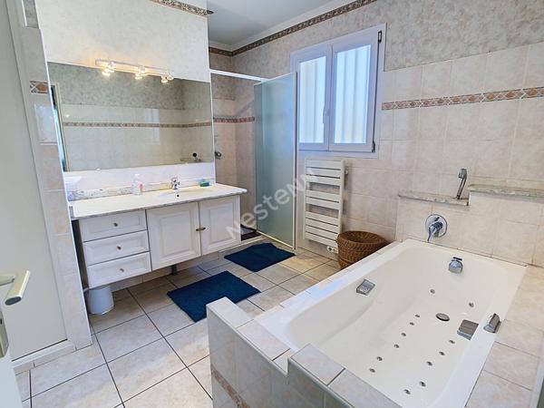 Maison à vendre dans le bourg de Vallet