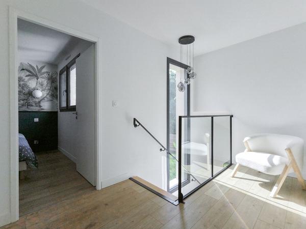Maison contemporaine à vendre dans un quartier recherché de Murs Erigné avec prestations de qualités