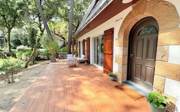 Maison à vendre    8 pièces • 201,25 m2 La Baule-Escoublac