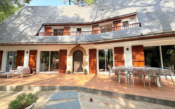 Maison à vendre    8 pièces • 201,25 m2 La Baule-Escoublac