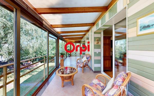 Maison à vendre    5 pièces • 107 m2 Vaulx-en-Velin