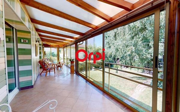 Maison à vendre    5 pièces • 107 m2 Vaulx-en-Velin