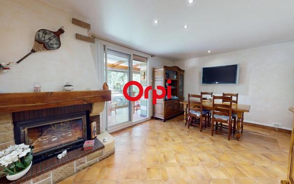 Maison à vendre    5 pièces • 107 m2 Vaulx-en-Velin