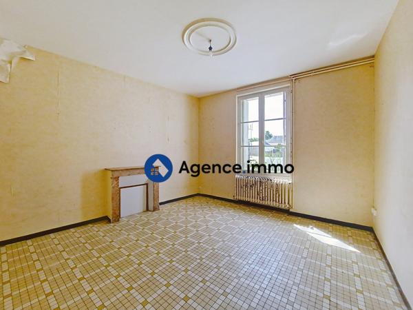 À vendre - Maison ancienne, 5 pièces située à Château-la-Vallière (37330)