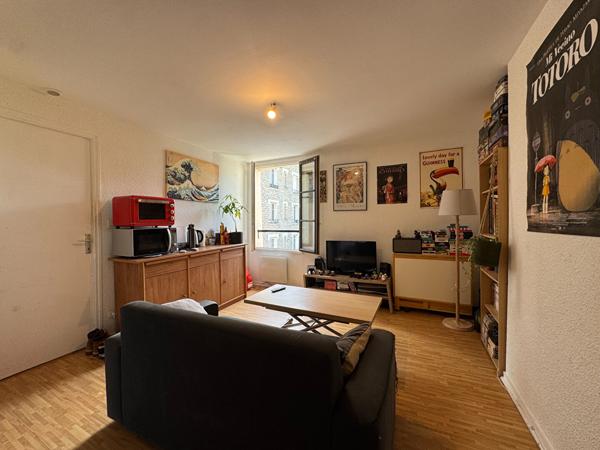 Appartement 2 pièces à vendre à Rennes - Quartier Thabor, dernier étage, bon état