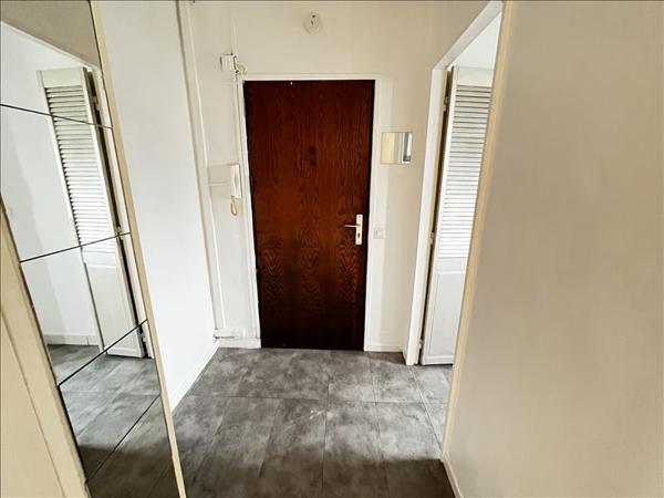 Appartement à vendre |  Mantes-la-Ville |  4 pièces | 64 m²