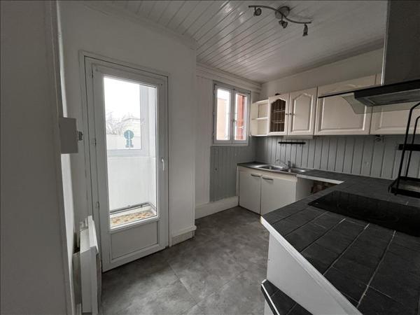 Appartement à vendre |  Mantes-la-Ville |  4 pièces | 64 m²