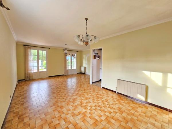 Villeneuve-sur-Lot (47300) Agréable plain pied 3 chambres et possibilité studio