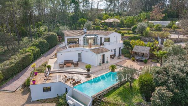 Tourrettes - villa contemporaine avec vue panoramique