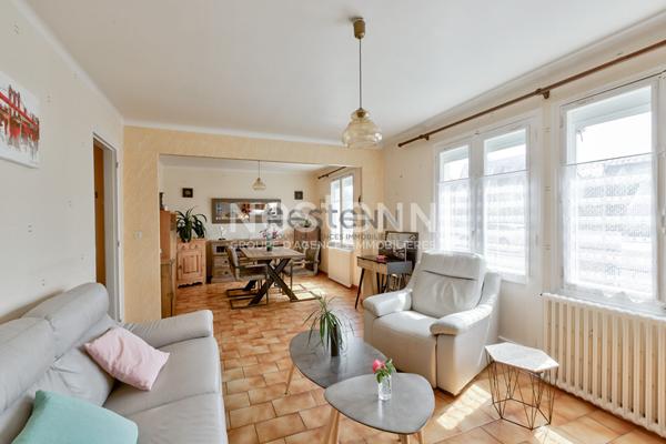 A VENDRE - TRÉGUEUX - Maison plein centre, 4 chambres, vivable de plain-pied, fort potentiel