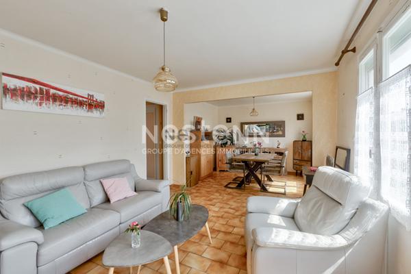 A VENDRE - TRÉGUEUX - Maison plein centre, 4 chambres, vivable de plain-pied, fort potentiel