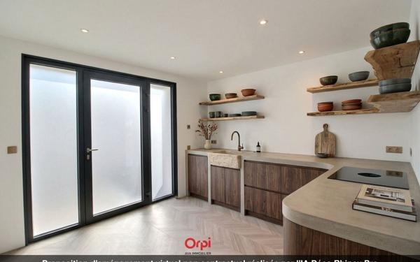 Maison à vendre    3 pièces • 104,90 m2 Marseille 11