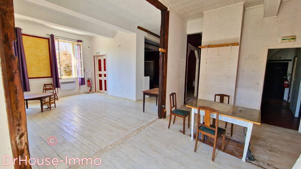 Maison à vendre 14 pièces de 560 m²