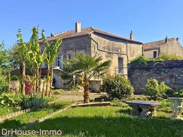 Maison à vendre 14 pièces de 560 m²
