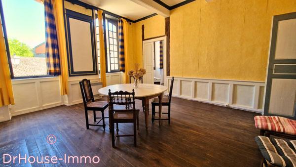 Maison à vendre 14 pièces de 560 m²