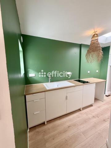 Appartement
         2 pièces
        - 47 m² 155 000 € *