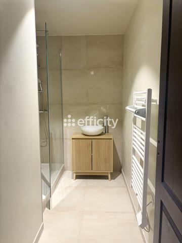 Appartement
         2 pièces
        - 47 m² 155 000 € *