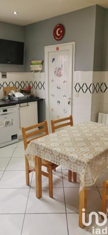 Maison traditionnelle 6 pièces de 152 m² à Lormont (33310)