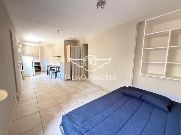 NÎMES – Studio 26 m² avec cour privative de 24 m² – Jardins de la Fontaine