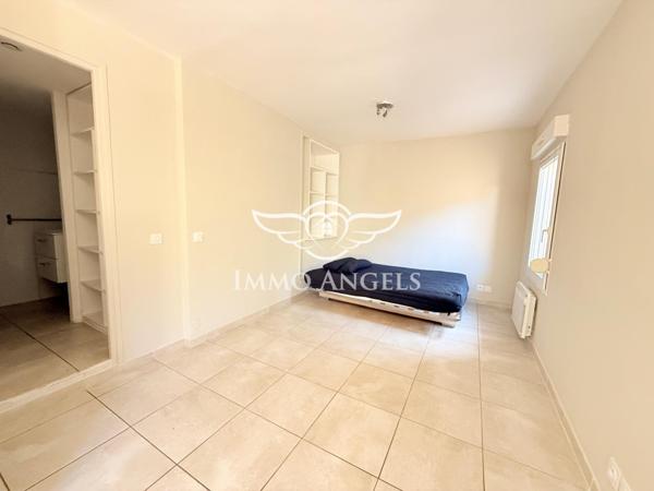 NÎMES – Studio 26 m² avec cour privative de 24 m² – Jardins de la Fontaine