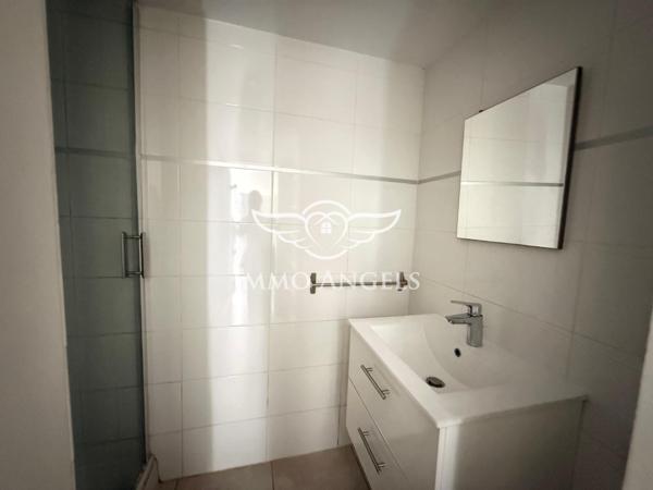 NÎMES – Studio 26 m² avec cour privative de 24 m² – Jardins de la Fontaine