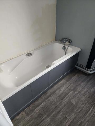 BAR – PETITE RESTAURATION – LICENCE IV – VENTE MURS LIBRES – CENTRE-VILLE REDON 35