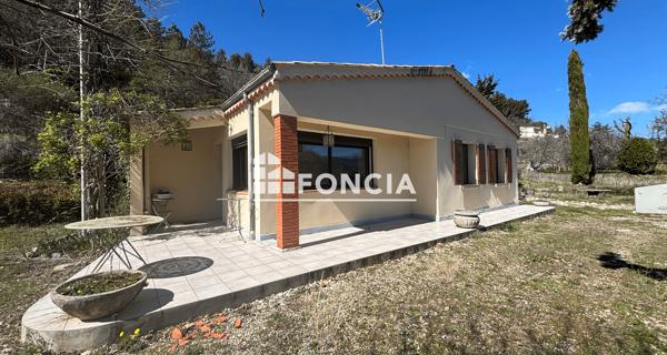 À vendre Maison 4 pièces 65.61 m² - Mézel 04270