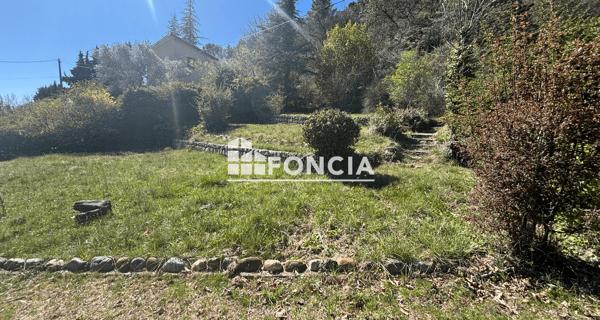 À vendre Maison 4 pièces 65.61 m² - Mézel 04270