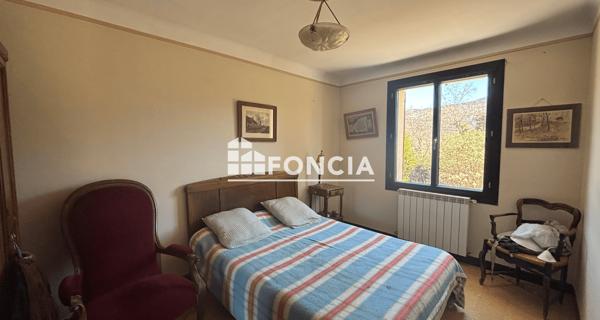 À vendre Maison 4 pièces 65.61 m² - Mézel 04270