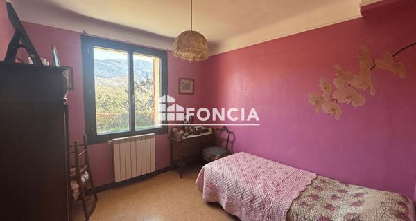 À vendre Maison 4 pièces 65.61 m² - Mézel 04270