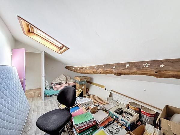 Appartement Grasse 5 pièce(s) 102 m2- Grasse centre, proche des commodités, Ascenseur, Terrasse et vue mer