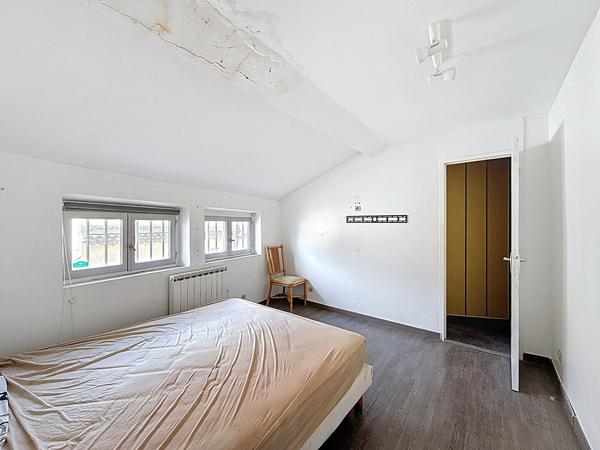 Appartement Grasse 5 pièce(s) 102 m2- Grasse centre, proche des commodités, Ascenseur, Terrasse et vue mer