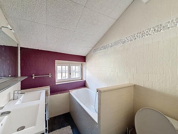 Appartement Grasse 5 pièce(s) 102 m2- Grasse centre, proche des commodités, Ascenseur, Terrasse et vue mer