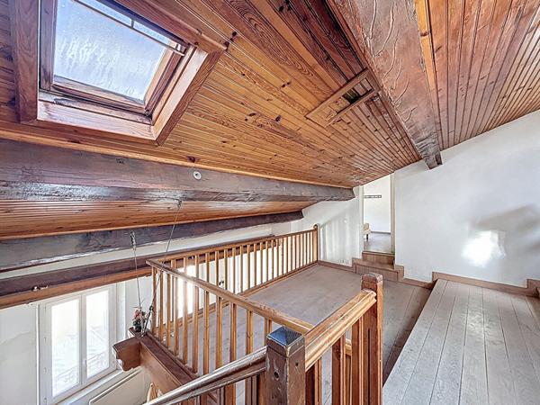 Appartement Grasse 5 pièce(s) 102 m2- Grasse centre, proche des commodités, Ascenseur, Terrasse et vue mer