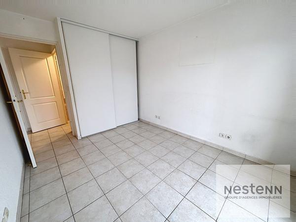 FREJUS PLAGE T3 EN DERNIER ETAGE ASCENSEUR - TERRASSE - 2 GARAGES