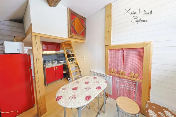 Propriete à vendre 15 pièces LE GRAND ABERGEMENT (01)