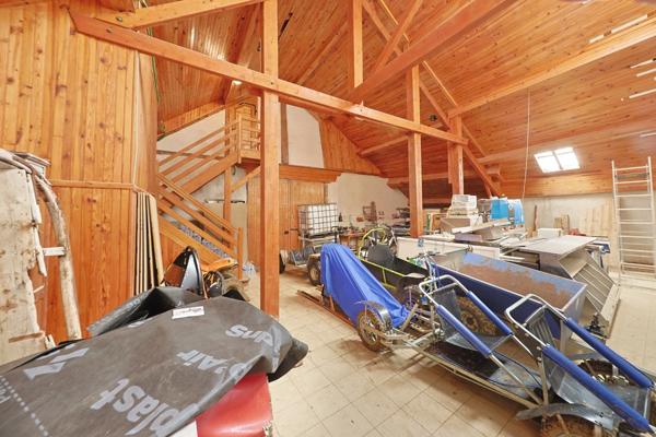 Propriete à vendre 15 pièces LE GRAND ABERGEMENT (01)