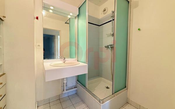 Appartement à vendre    3 pièces • 69 m2 Massy