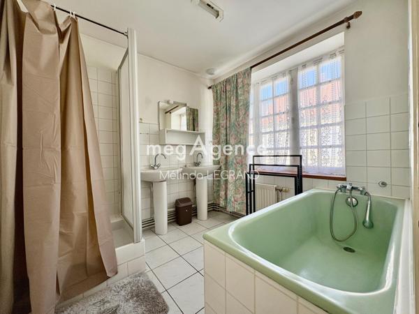 Maison à MARQUISE, 62250 - 5 pièces 114m²