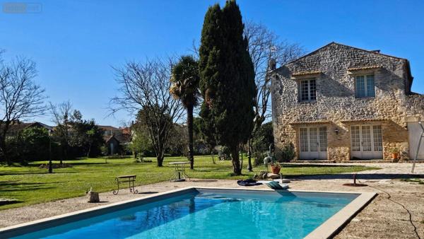 Propriété d'agrément à vendre à Nieulle-sur-Seudre en Charente-Maritime (17600), ref : Ref 02049