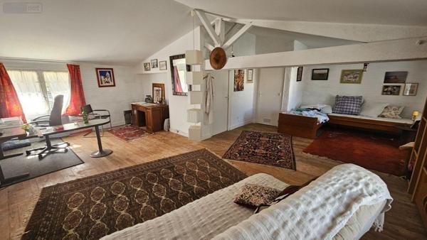 Propriété d'agrément à vendre à Nieulle-sur-Seudre en Charente-Maritime (17600), ref : Ref 02049