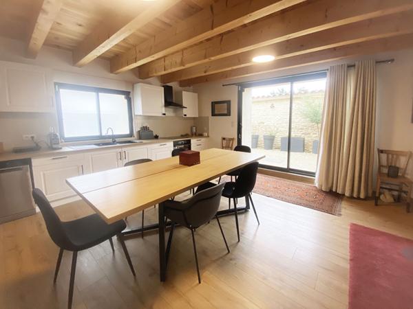 Maison de 136 m2 - Centre-bourg de Courçon., Courcon 17170